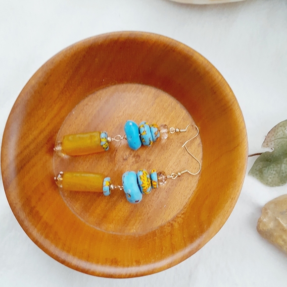 New handmade Turquoise glass bead earrings - Picture 4 of 5